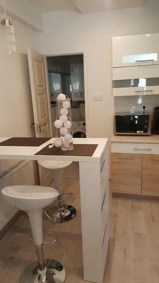 Gutenberg Utca Apartman Szeged Exterior foto